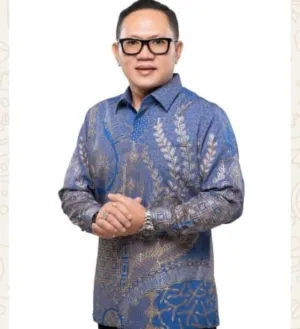 Pemimpin Yang Menyejukan By.Firdaus hasbullah (FH)