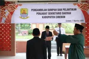 Bupati Imron Lantik Iyan Ediyana sebagai Pj Sekda Kabupaten Cirebon
