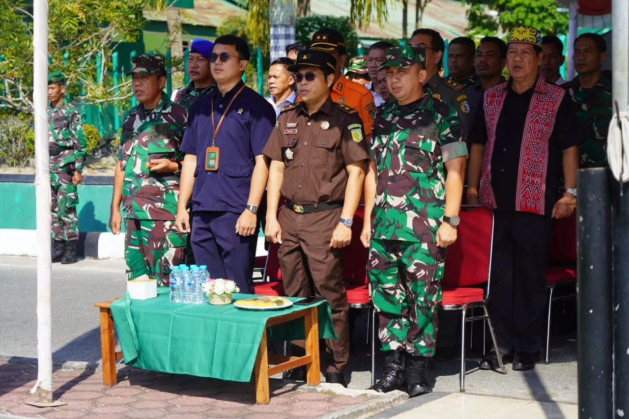 Wujudkan pemerataan pembangunan melalui TMMD reguler perbatasan ke-125 kodim 1205/Sintang oleh DANREM 121/ABW