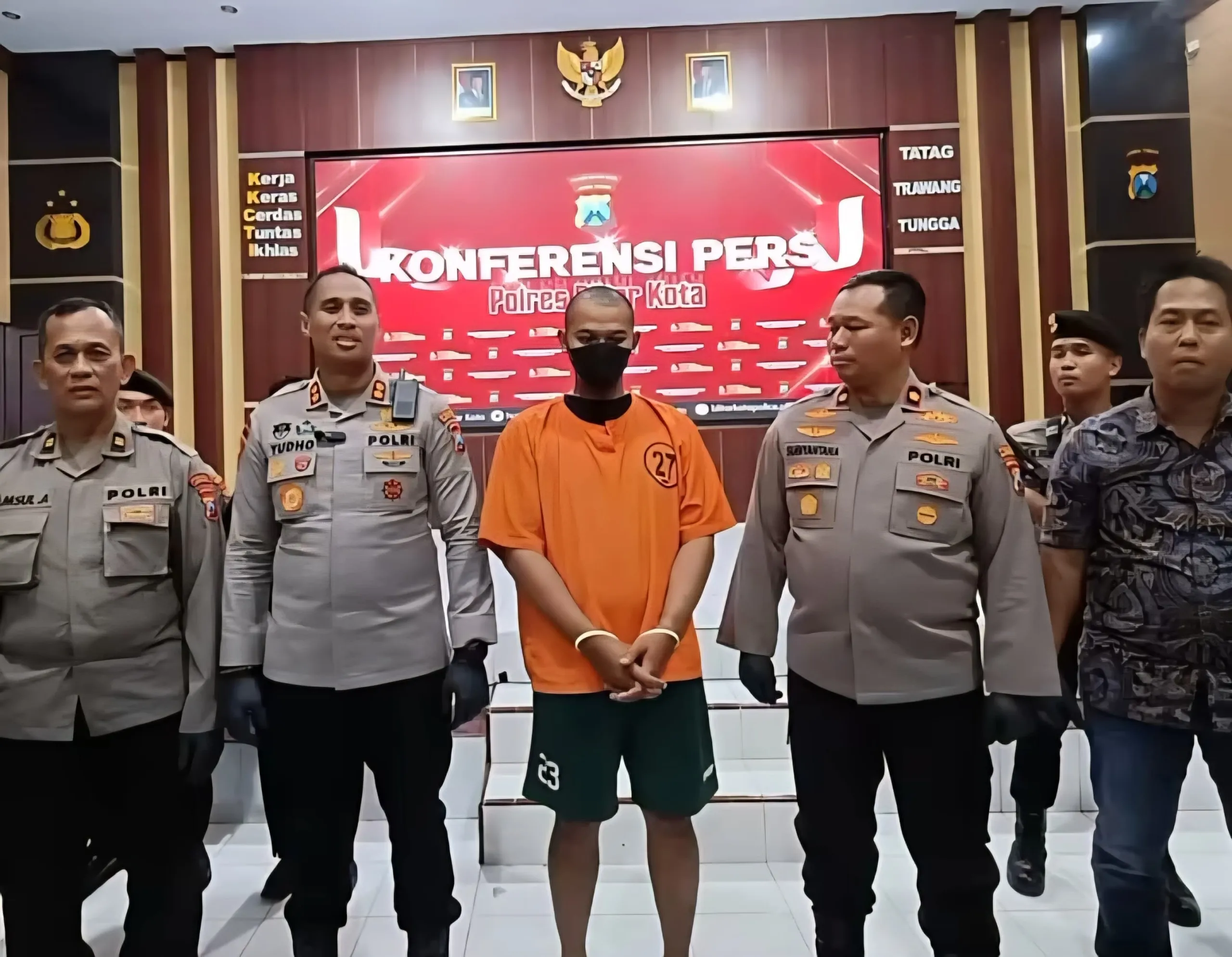 Tragedi Perempuan Cantik Kos Kedondong Blitar: Cinta Gelap Berujung Maut, Polisi Tetapkan Kekasih Korban Sebagai Tersangka