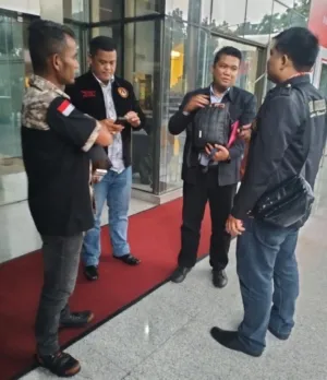 LSM KOREK Sambangi KPK Adukan Dugaan Korupsi terkait Nikita Mirzani