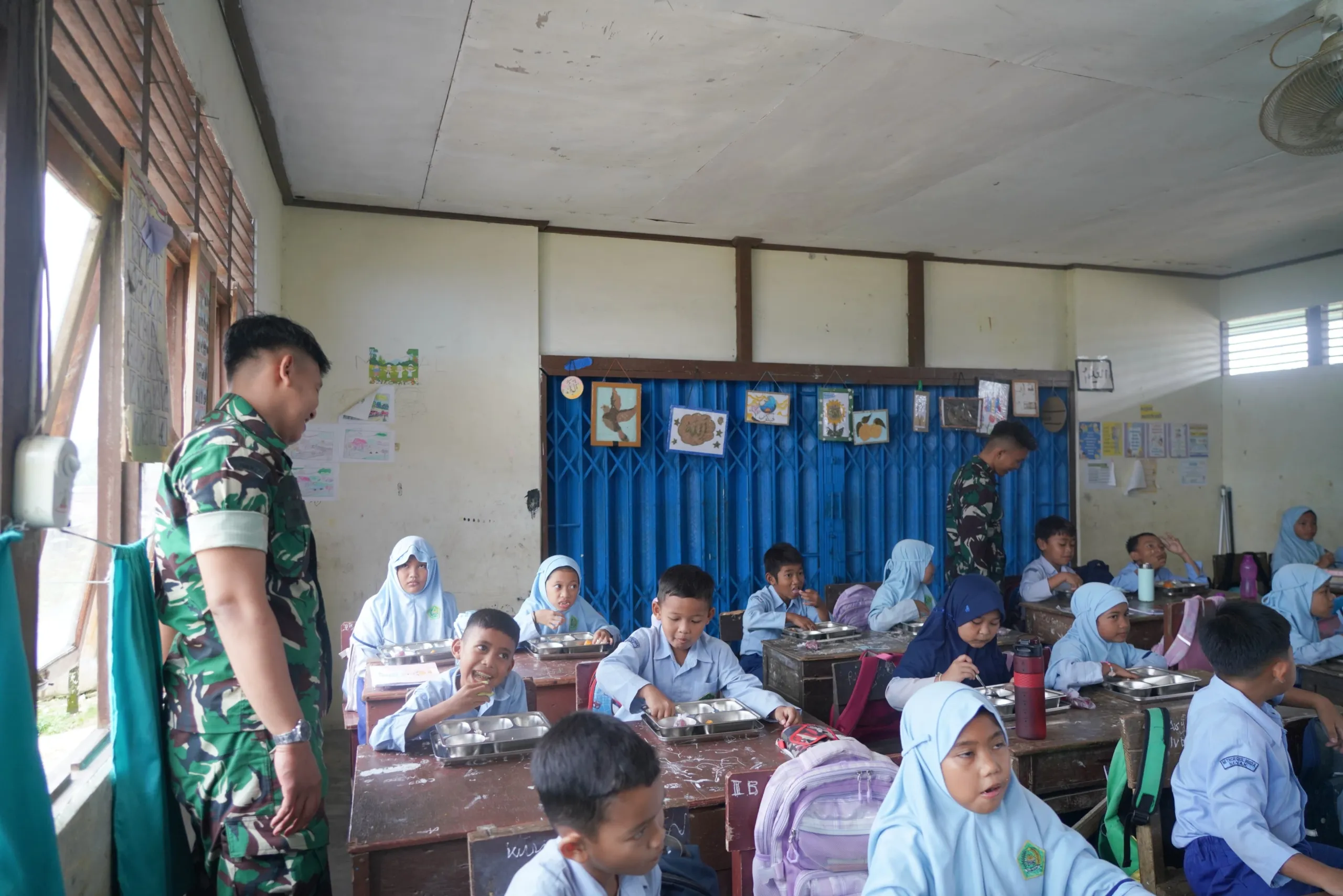 Korem 121/ABW Gelar bakti prima peningkatan makan bergizi gratis dalam rangka hut TNI ke -80 TA. 2025
