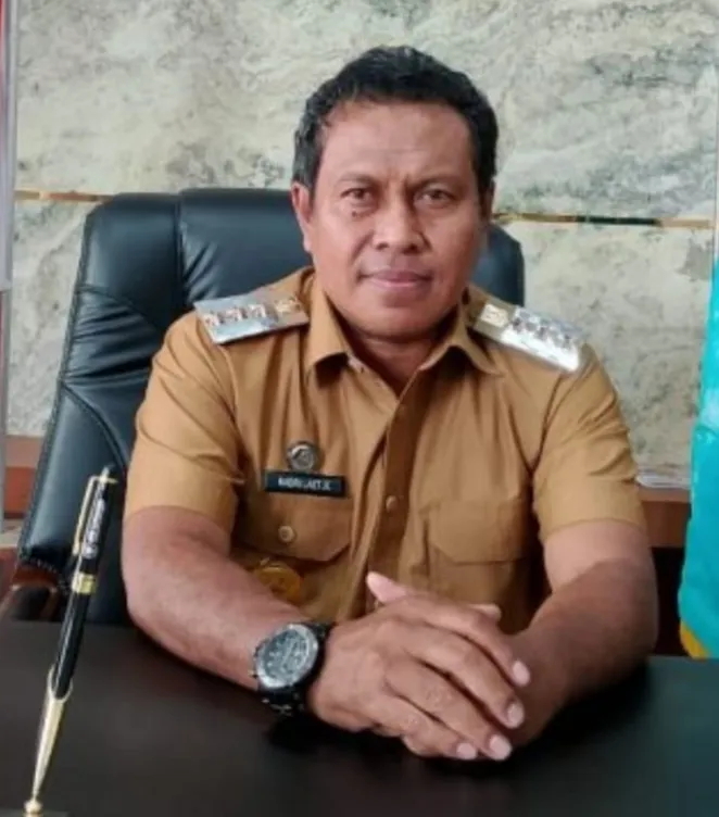 Eks Plt Bupati Halsel Tegaskan Utang Seragam Ajudan Dan Sound 15 Juta dibeban APBD, Pemda Halsel Bungkam.