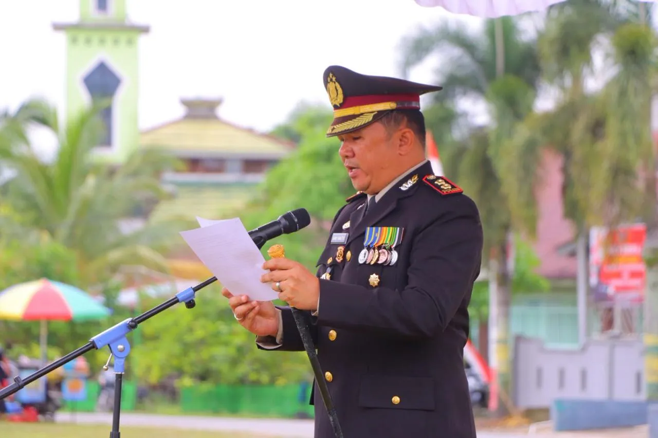 Kapolres Sintang Pimpin Upacara Peringatan Hari Pahlawan Ke-80