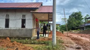 Polsek Sepauk Monitoring Banjir di Empat Desa Akibat Curah Hujan Tinggi