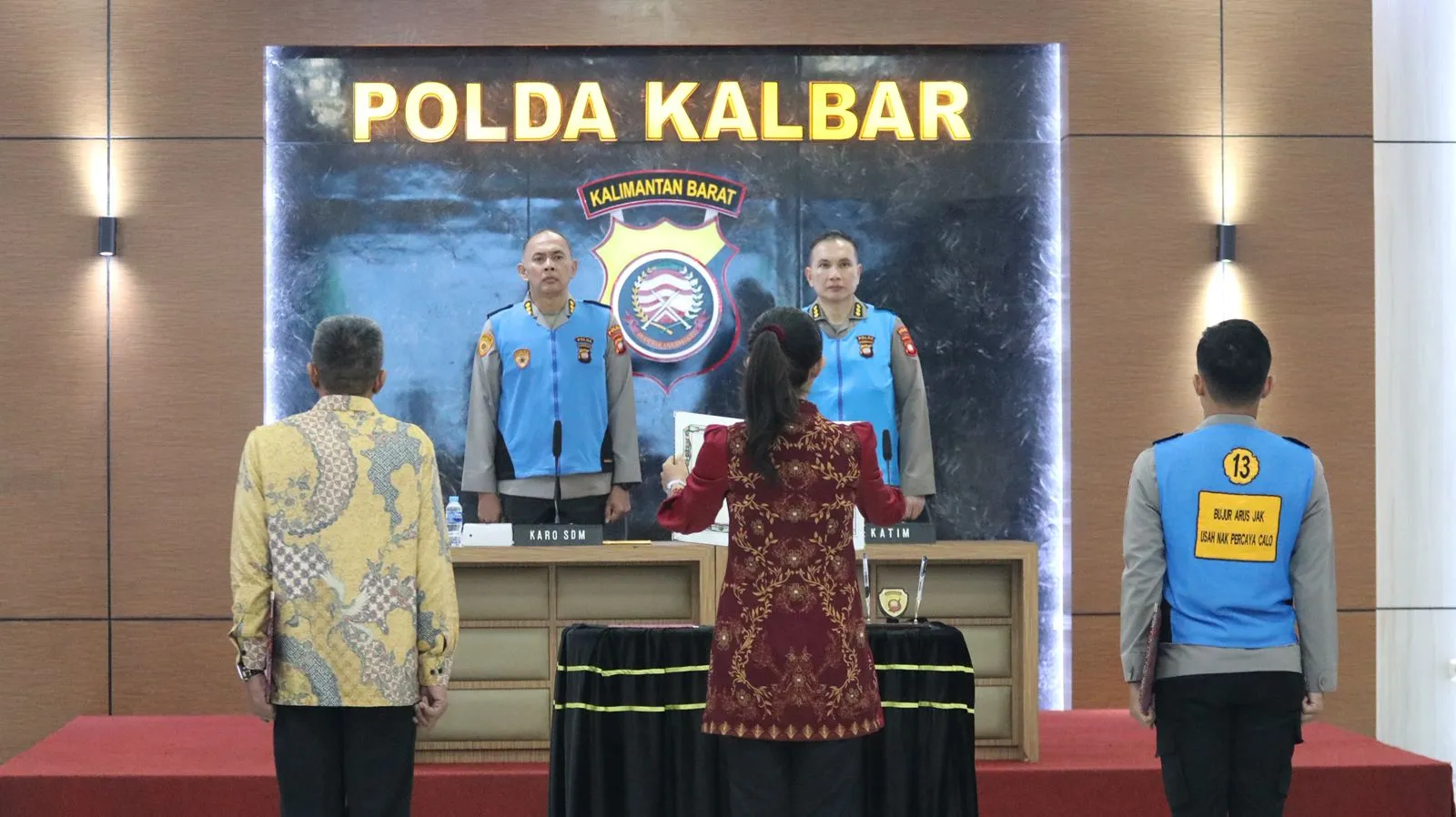 Jamin Transparansi, KARO SDM Polda Kalbar Pimpin Pengambilan Sumpah dan Penandatanganan Pakta Integritas Seleksi SIPSS 2026