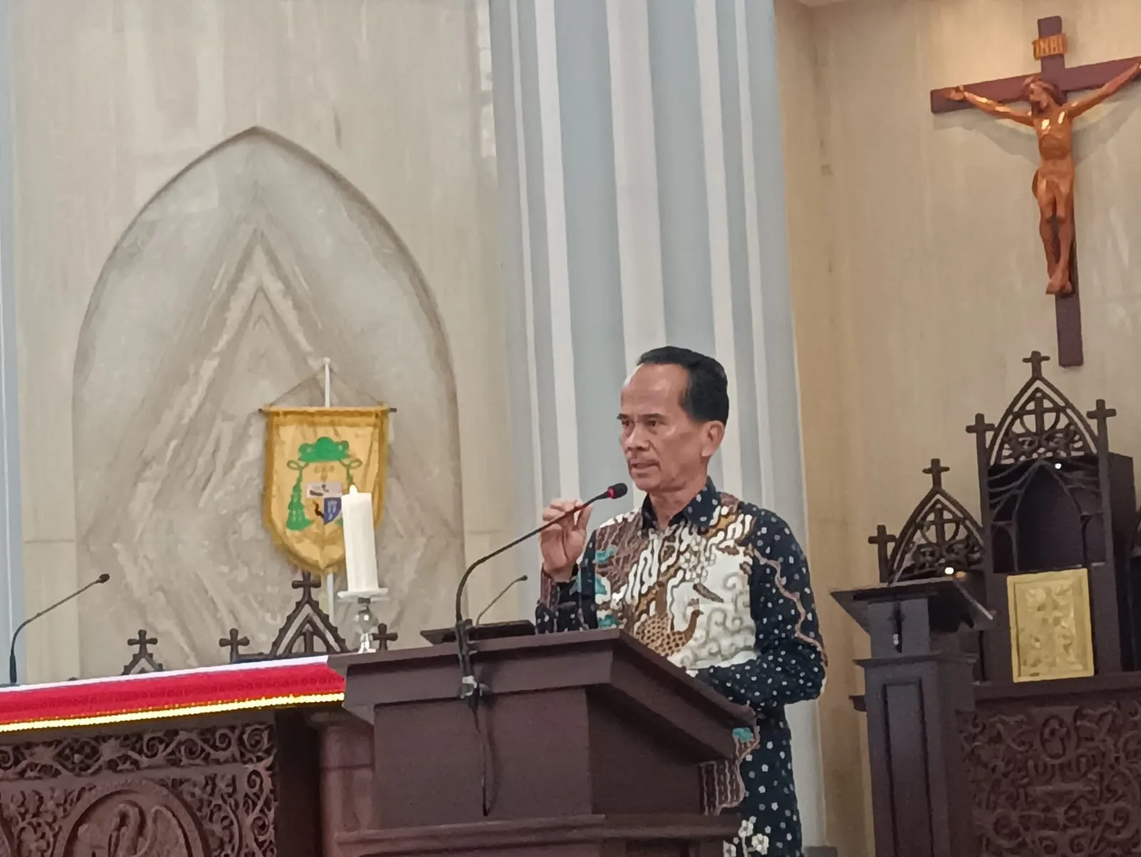 Bupati Sintang Minta ASN Pemkab Sintang Rajin Mengikuti Ibadah