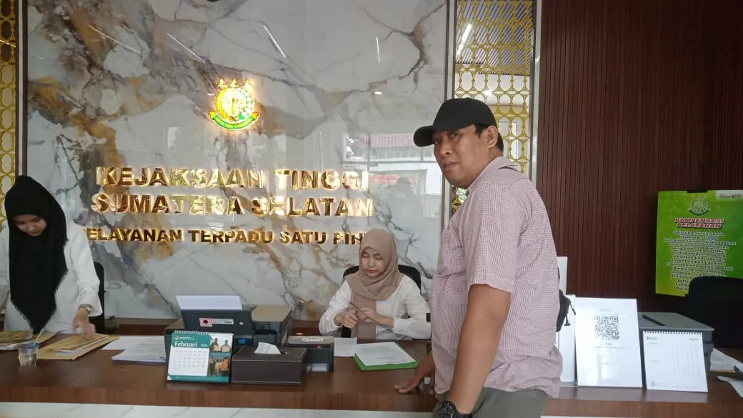 BARA Merdeka Sumsel Gelar Aksi di Kejati, Desak Usut Dugaan Korupsi Proyek Revitalisasi Sekolah dalam Wilayah Kabupaten Muara Enim