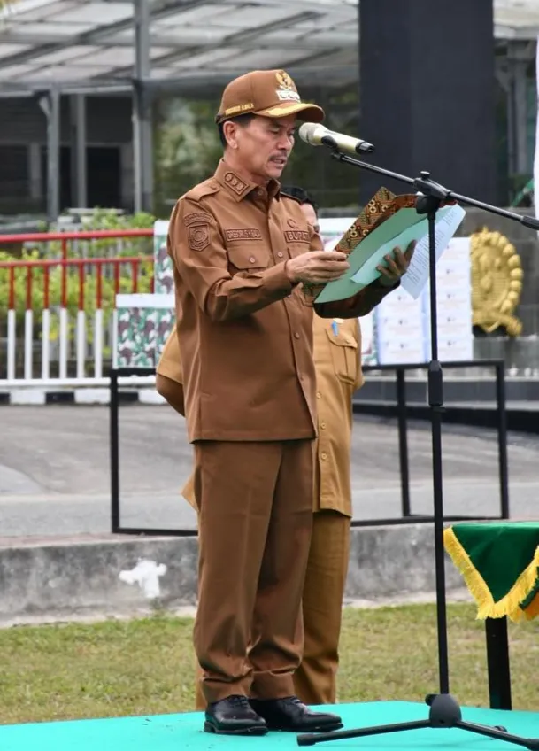 Bupati Sintang Harap TMMD Tumbuhkan Semangat Gotong Royong dan Meningkatkan Kesejahteraan