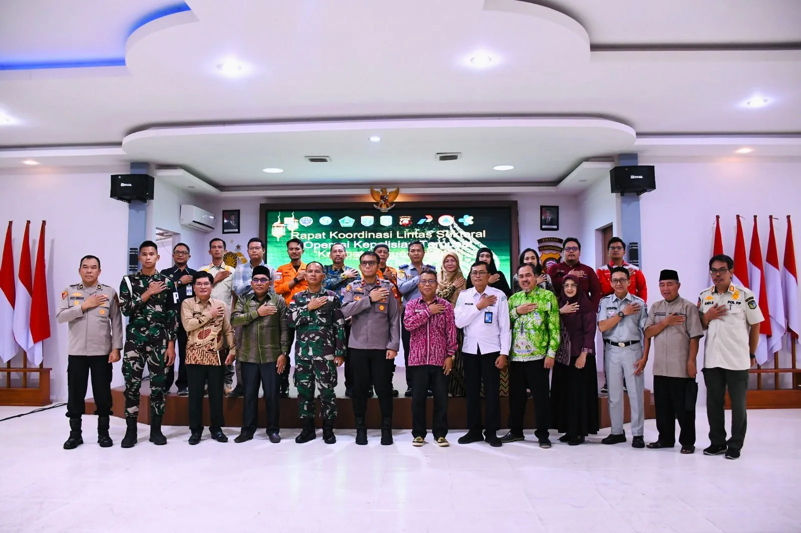 Pemkab Sintang Tegaskan Kerjasama Pemerintah dan Masyarakat Menjadi Kunci Sukses Pengamanan Idul Fitri 2026