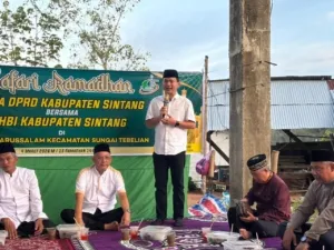 Wabup Sintang Hadiri Safari Ramadhan PHBI Sintang di Masjid Darusalam Desa Merarai Satu