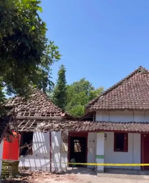 Dua Ledakan Gegerkan Rumah Warga di Kandangan Kediri, Polisi Dalami Dugaan Bahan Peledak