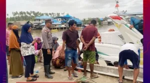 Bhabinkamtibmas Desa Tanjung Una Dampingi Kunjungan Bupati di Desa Jorjoga