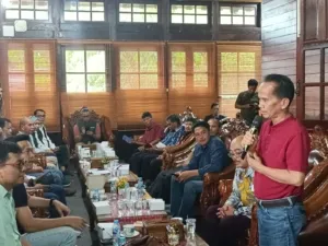 Bupati Sintang Himbau Aksi Massa di PN Sintang Dilakukan Dengan Damai