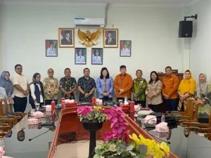 SEKDAKO Tebing Tinggi Pimpin Rapat Kerja TPID.